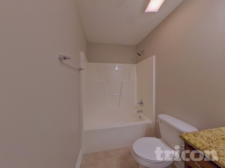 Building Photo - 428 Castlebury Ct