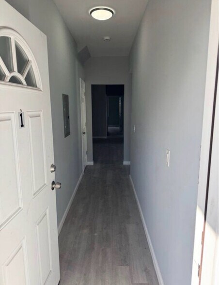 Building Photo - 159 Jaques St