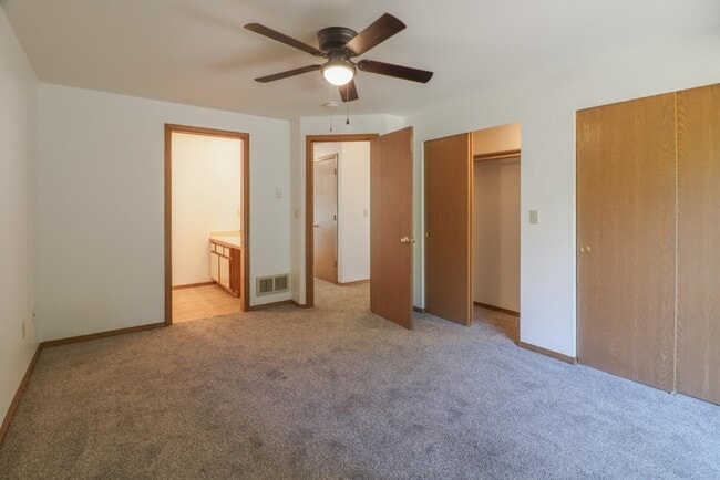 Building Photo - 9240 Mullen Rd SE