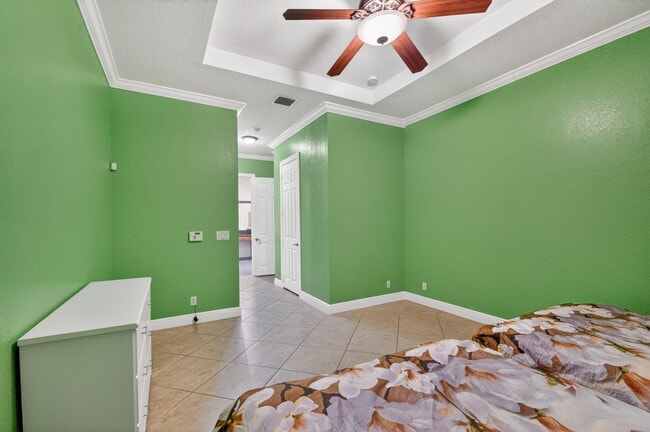 Building Photo - 10247 Isle Wynd Ct
