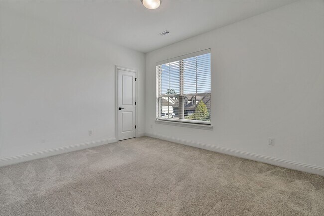 Building Photo - 1422 Elijahs Dr