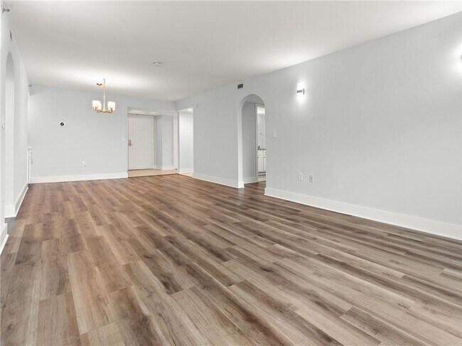 Building Photo - 2870 Pharr Ct S Northwest