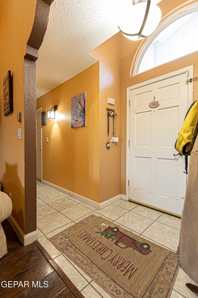 Building Photo - 1123 Night Hawk Dr