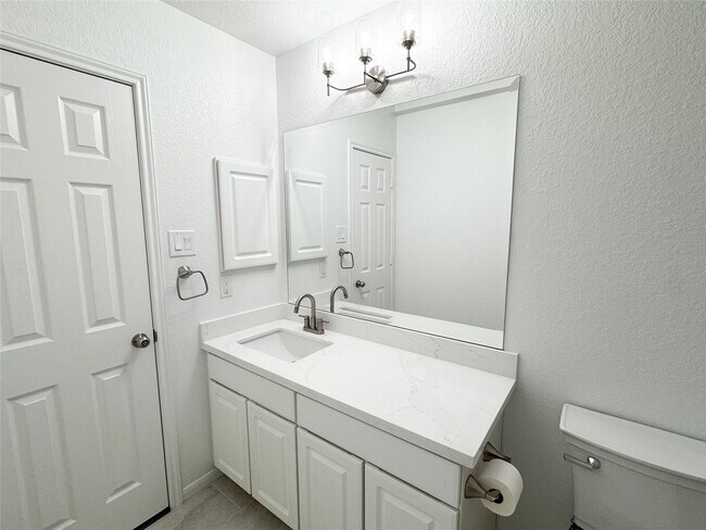 Building Photo - 19719 Allenwick Hills Ct