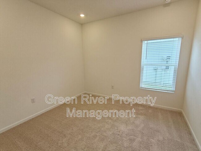 Building Photo - 5724 Lagoon Cruise Wy