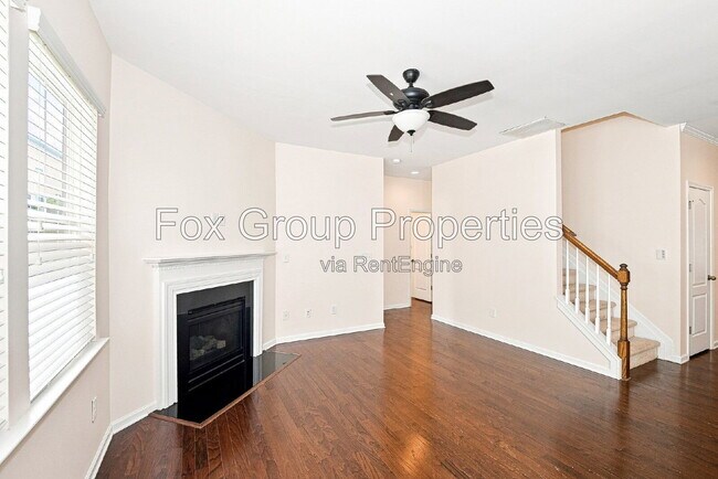 Building Photo - 117 E Warfield Dr