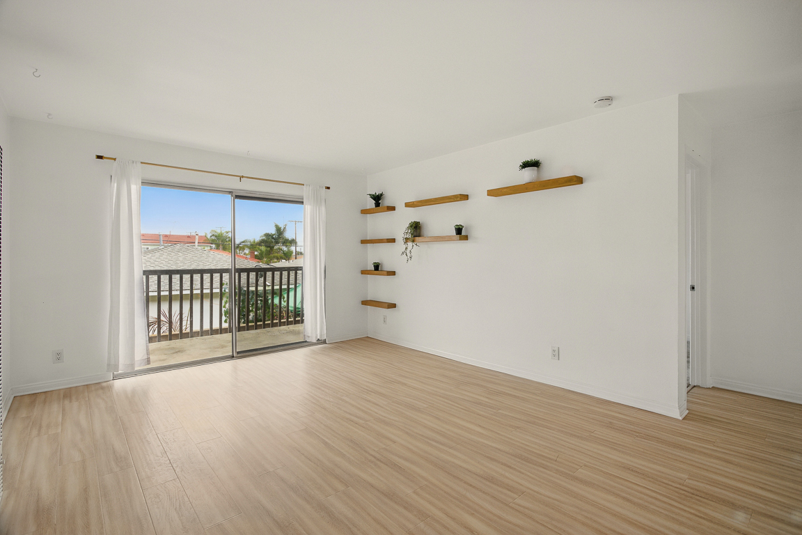 Building Photo - 4727 W 147th St