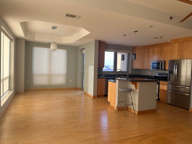 Building Photo - 125 N Hamilton St