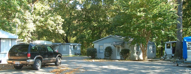 Building Photo - Heritage Mobile Home