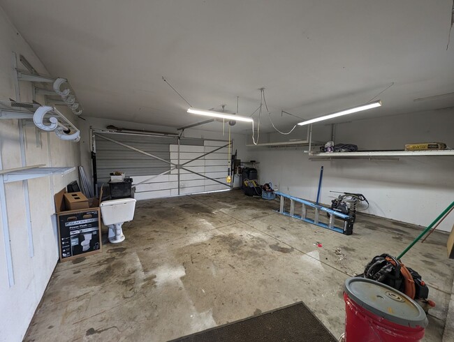 Building Photo - 3861 Hurner Ct