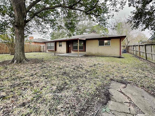 Building Photo - 8502 Avington Rd