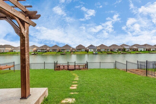 Building Photo - 24834 Puccini Pl
