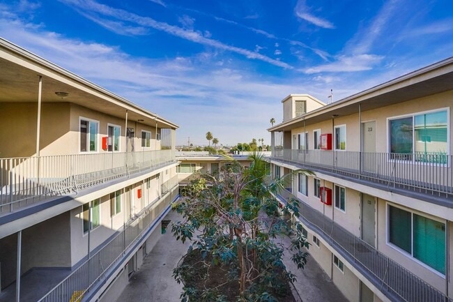 Interior Photo - 6325 8th Ave