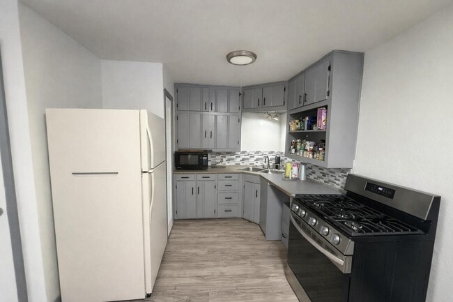 Building Photo - 3404 42nd St