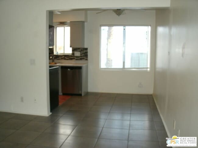Building Photo - 2290 S Palm Canyon Dr
