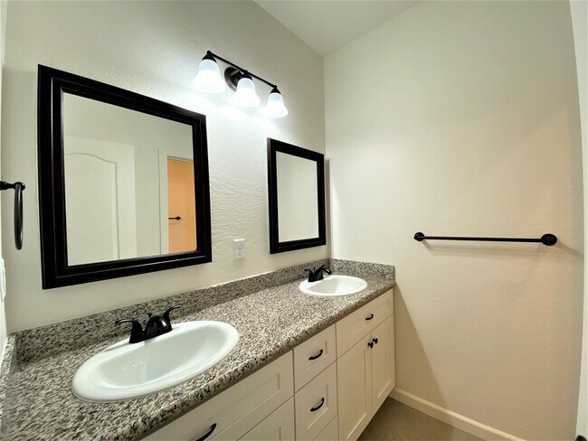 Building Photo - 8715 Spouse Dr