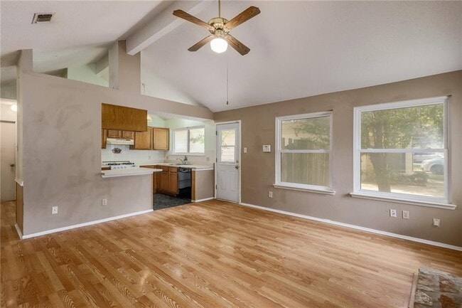 Building Photo - 16821 Whitebrush Loop