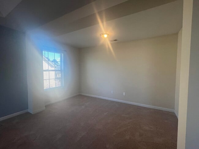 Building Photo - 3625 Galloway Ln