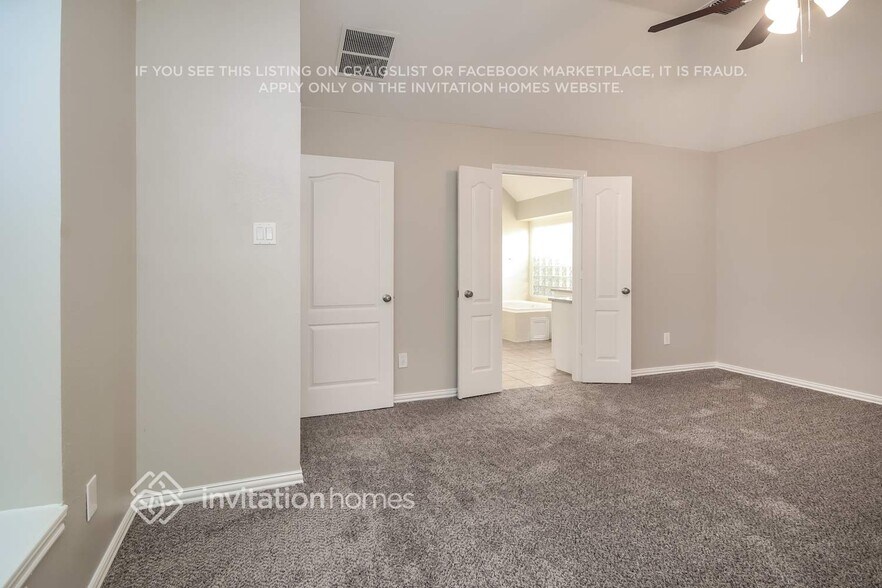 Building Photo - 2821 Alcot Ln