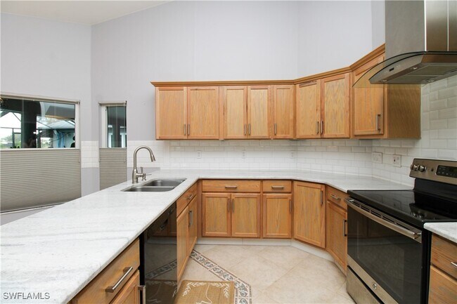 Building Photo - 3935 70th Ave NE