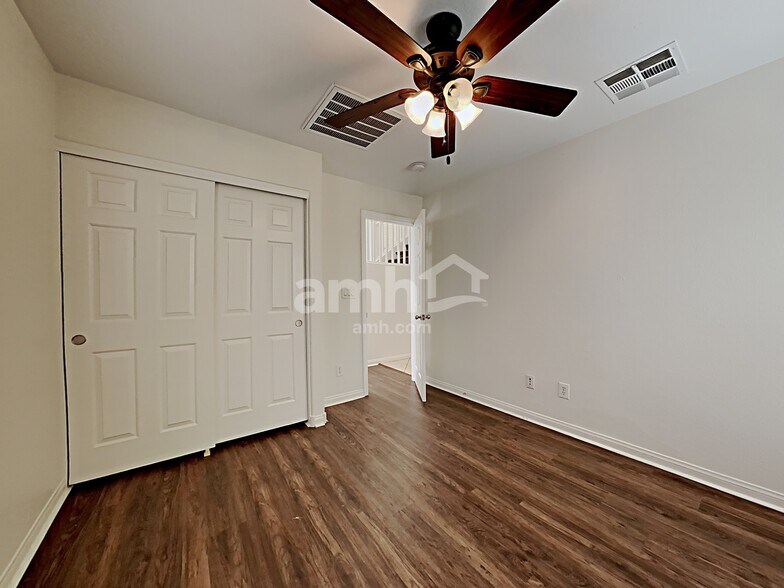 Building Photo - 10731 Holmfield St