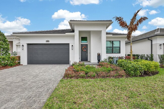 Building Photo - 10195 SW Latium Wy