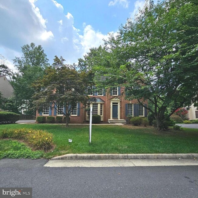 Primary Photo - 5267 Tractor Ln