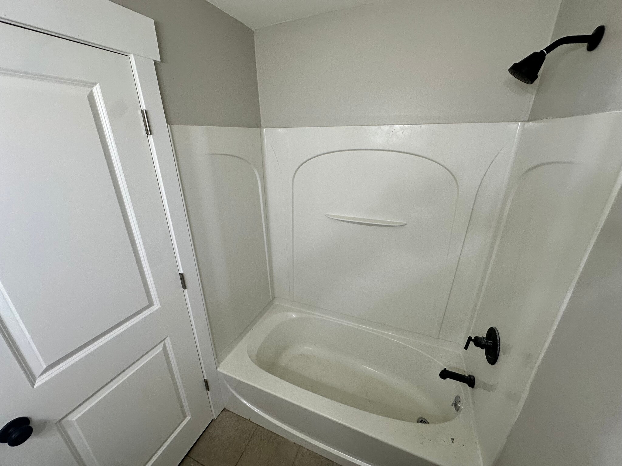 Building Photo - 9149 Wintergreen Dr