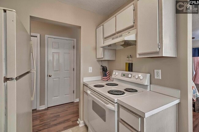 Building Photo - 104 Clouser Dr