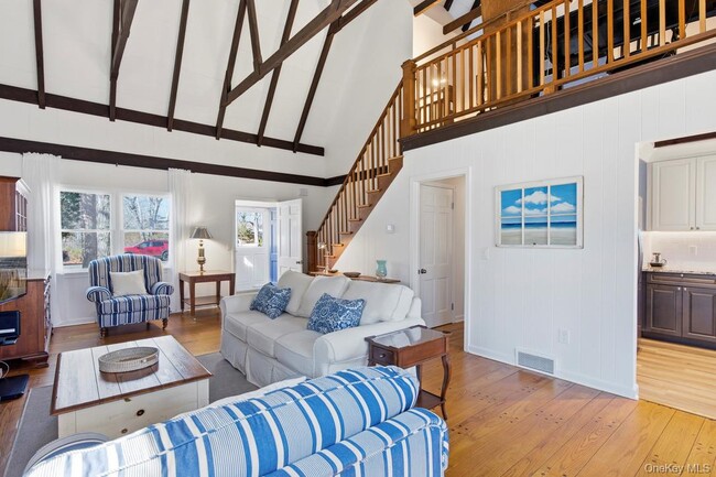 Building Photo - 3 Foster Ave