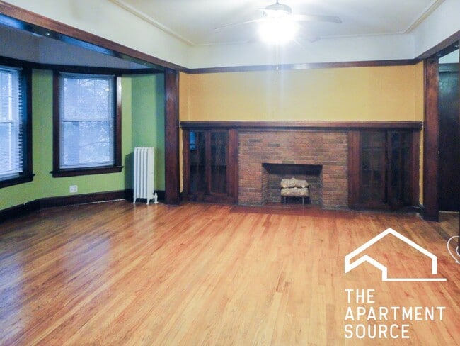 Building Photo - 3823 N Lawndale Ave