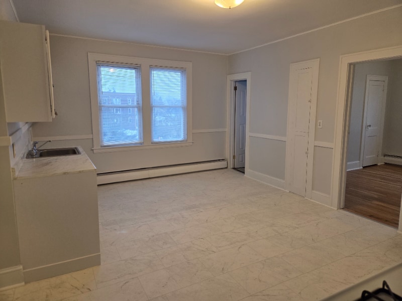 Building Photo - 168-170 Oak St