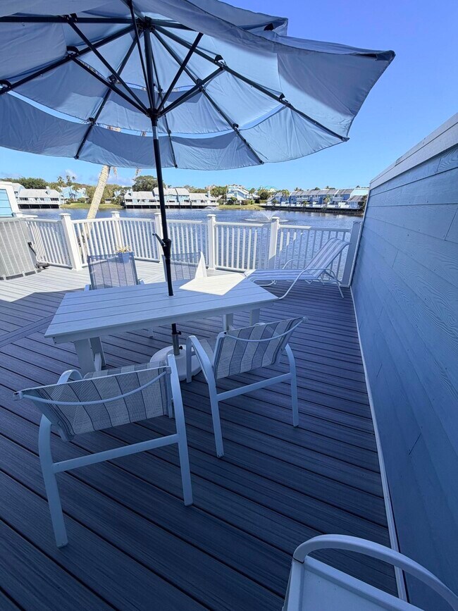 Building Photo - 1214 Ocean Dunes Cir