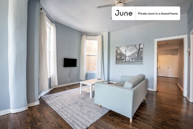 Building Photo - Room in Shared 3 bed/1 bath home