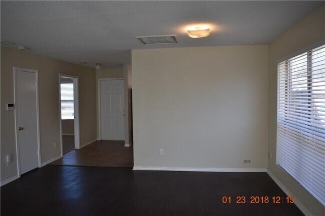 Building Photo - 4736 Morningside Dr