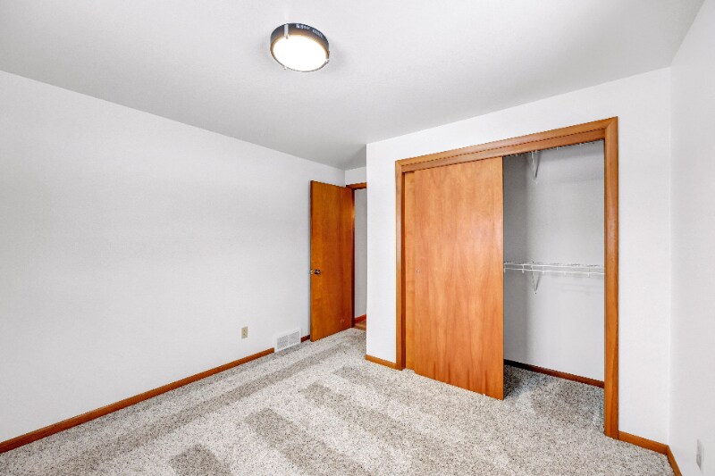 Building Photo - 1543 Buffalo St
