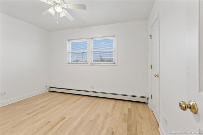 Building Photo - 7121 W 110th St