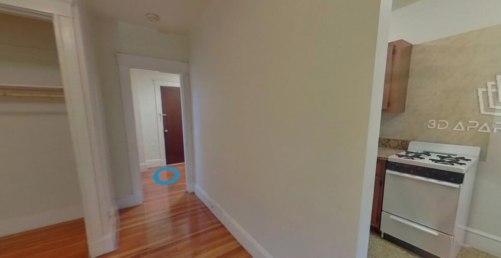 Building Photo - 53 Fellsway W