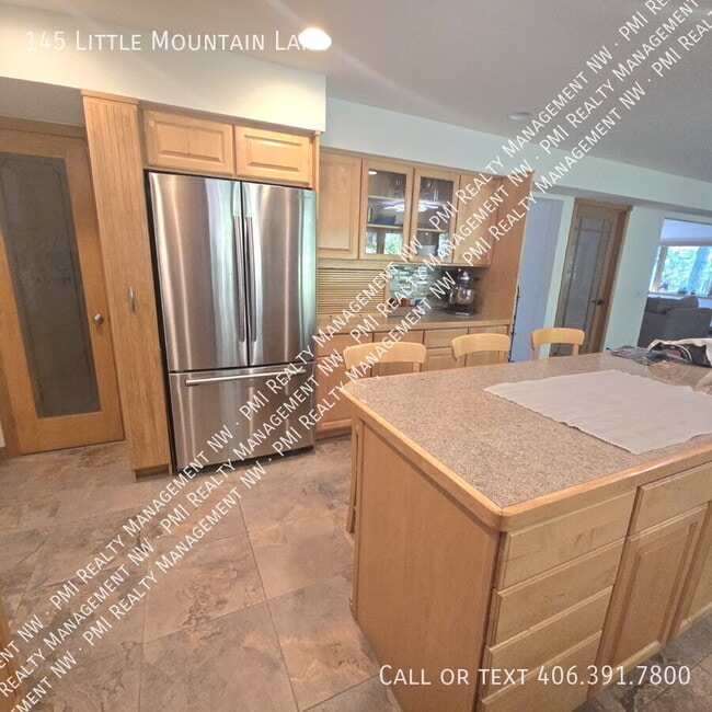 Building Photo - 145 Little Mountain Ln