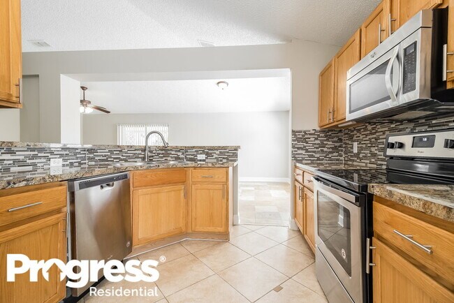 Building Photo - 4429 Pembridge Ave