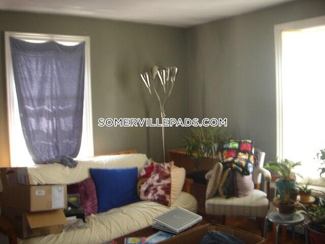 Building Photo - 279 Washington St