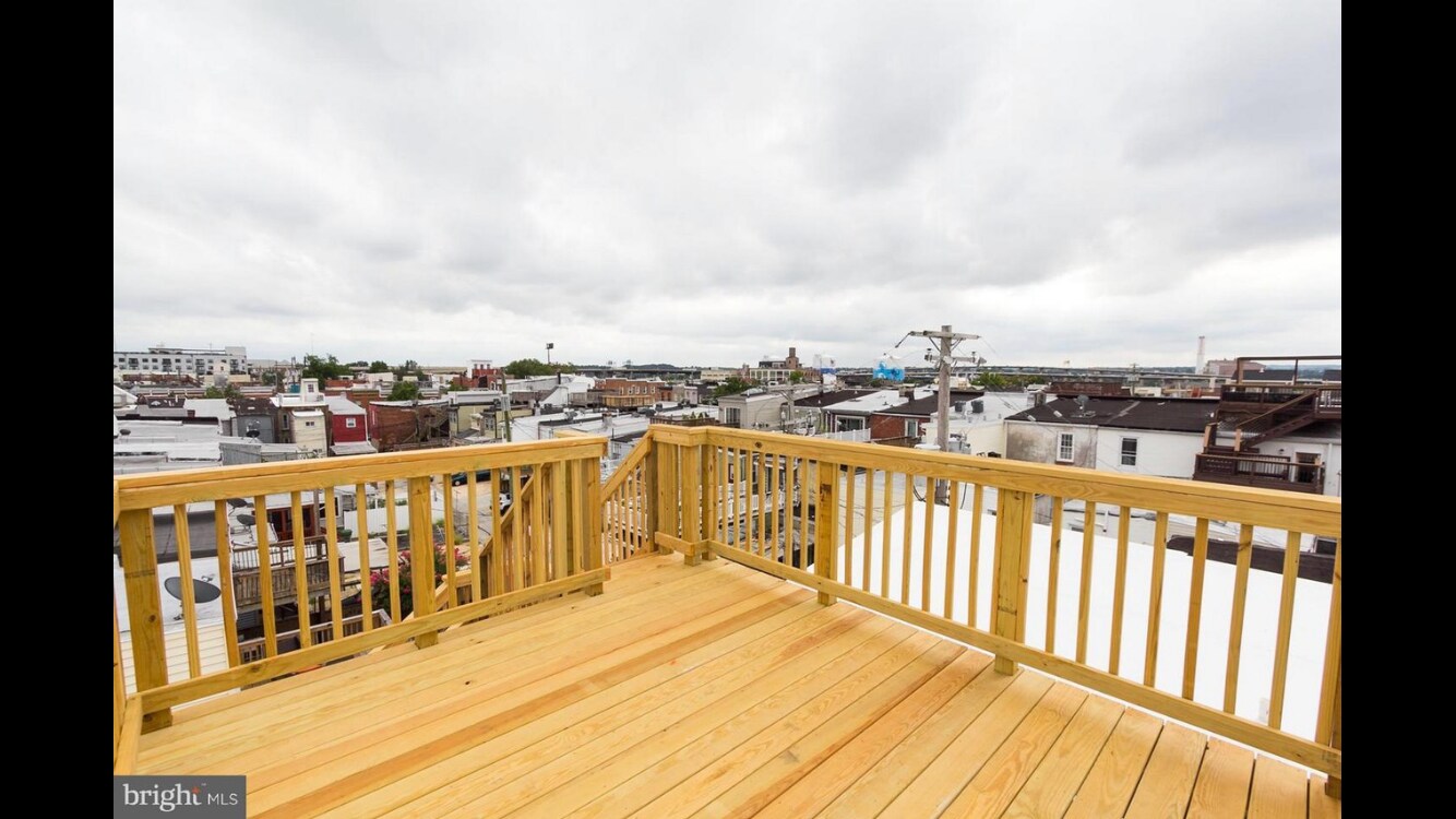 Building Photo - 9 E Fort Ave