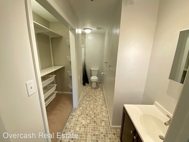 Building Photo - 2 br, 2 bath House - 123 Carriage House Drive