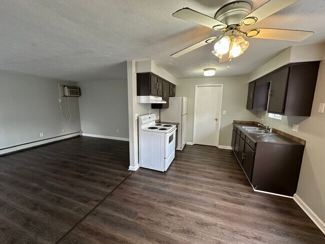 Building Photo - 115 Westminster Ave