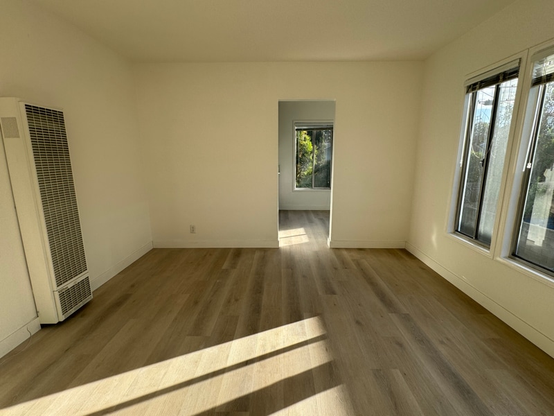 Building Photo - 3740 S Bentley Ave