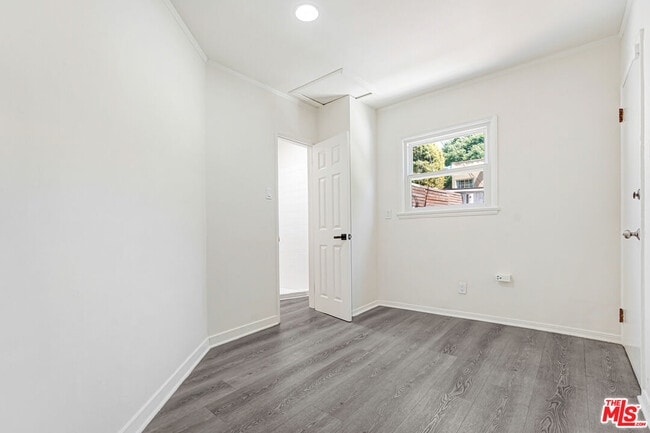 Building Photo - 1216 Peck Dr