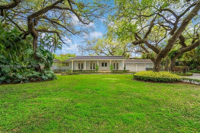 Building Photo - 1550 Taragona Dr