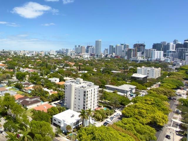 Building Photo - 2525 SW 3rd Ave