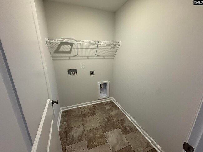 Building Photo - 6023 Edgemont Ct