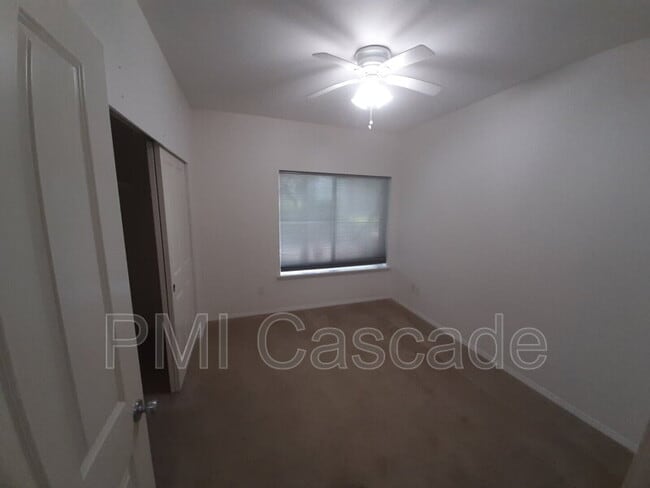 Building Photo - 2185 Hammond Ave